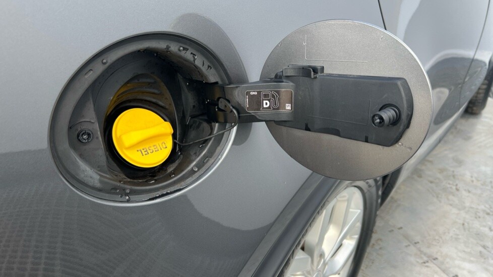 Used Land Rover Discovery 2018 for sale - 76458918: Photo 21