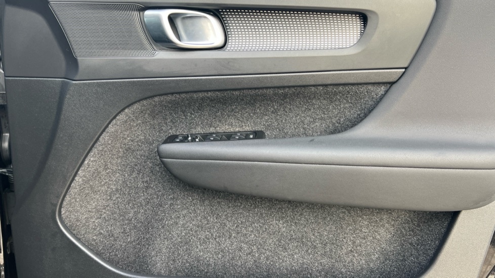 Used Volvo XC40 2021 for sale - 76954373: Photo 27