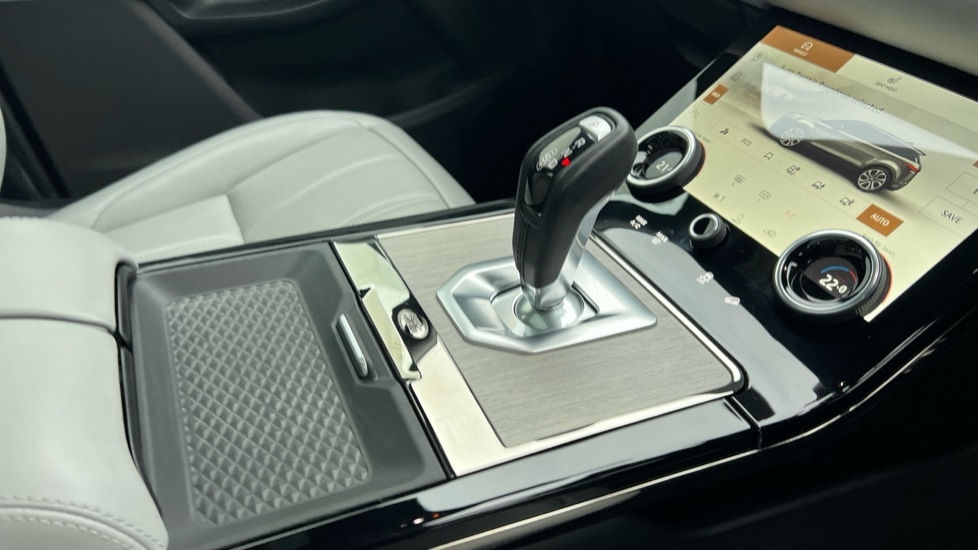 Used Land Rover Range Rover Evoque 2021 for sale - 76208857: Photo 28