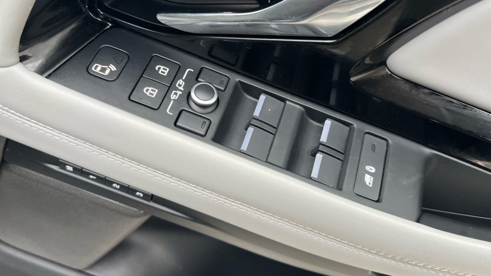 Used Land Rover Range Rover Evoque 2021 for sale - 76208857: Photo 41