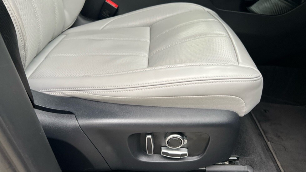 Used Land Rover Range Rover Evoque 2021 for sale - 76208857: Photo 44
