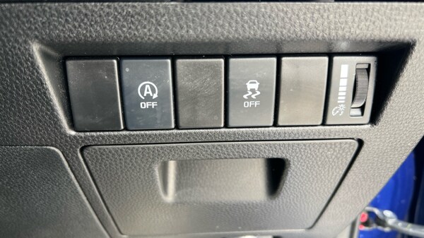Used Isuzu D-Max 2023 for sale - 75691953: Photo 38