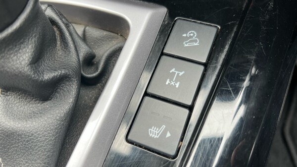 Used Isuzu D-Max 2023 for sale - 75691953: Photo 57