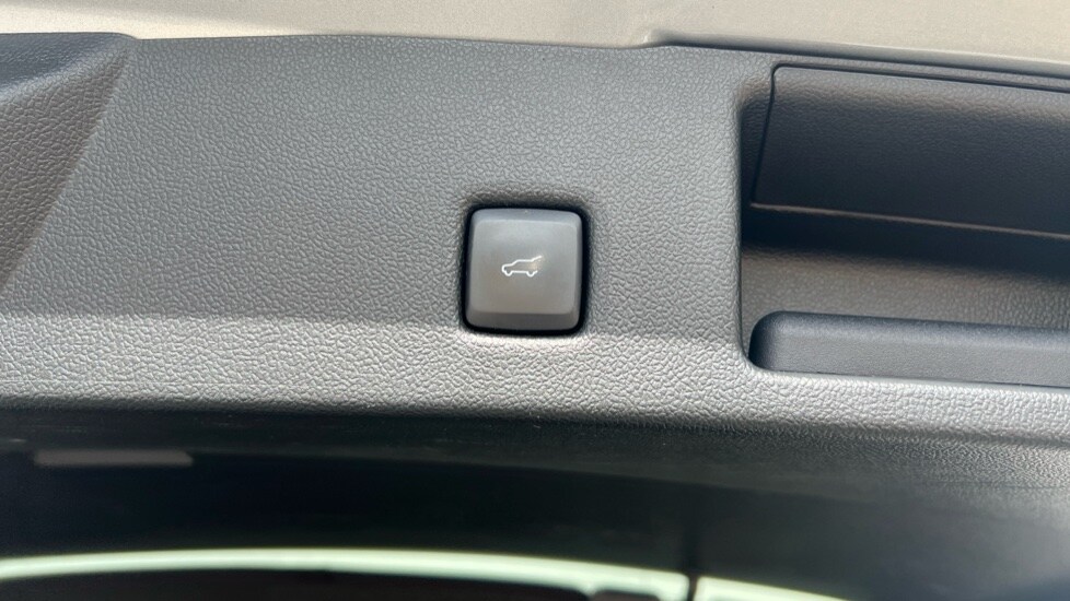 Vehicle 33