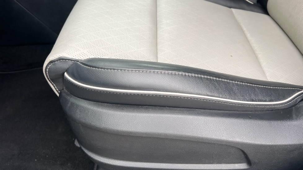 Used Kia Sportage 2018 for sale - 76539842: Photo 32