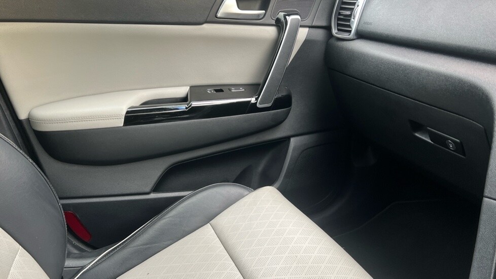 Used Kia Sportage 2018 for sale - 76539842: Photo 47