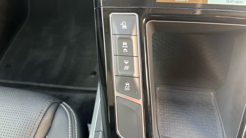 Vehicle 44