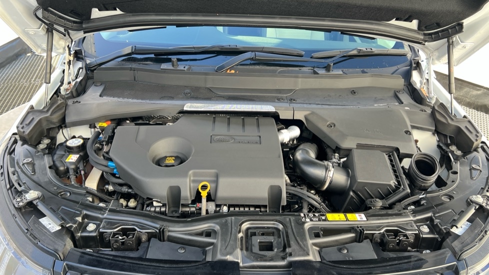 Used Land Rover Discovery Sport 2022 for sale - 76602883: Photo 16