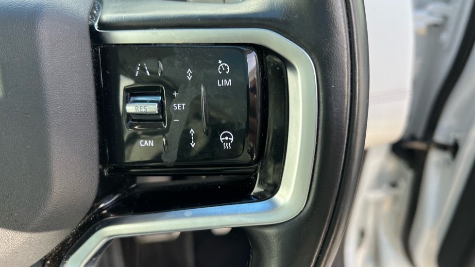 Used Land Rover Discovery Sport 2022 for sale - 76602883: Photo 22