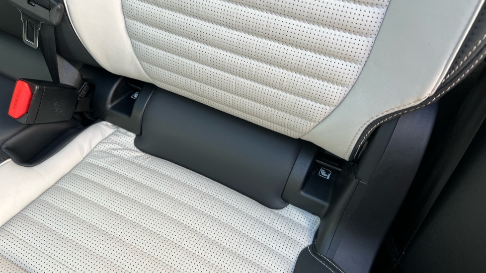 Used Land Rover Discovery Sport 2022 for sale - 76602883: Photo 44