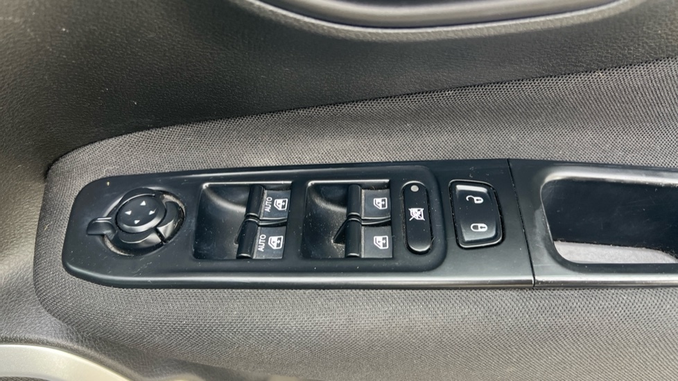 Used Jeep Renegade 2016 for sale - 76493913: Photo 33