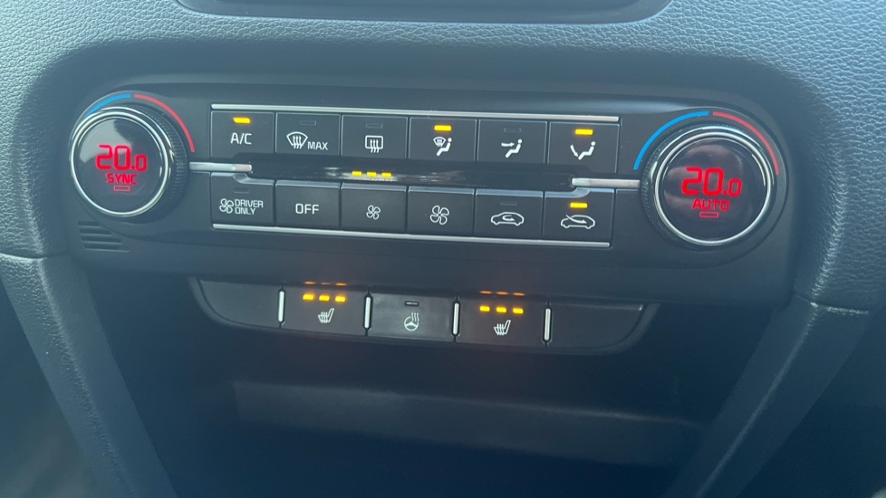 Used Kia XCeed 2023 for sale - 76302204: Photo 31
