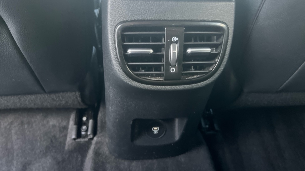 Used Kia XCeed 2023 for sale - 76302204: Photo 38