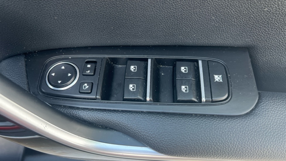 Used Kia XCeed 2023 for sale - 76302204: Photo 40