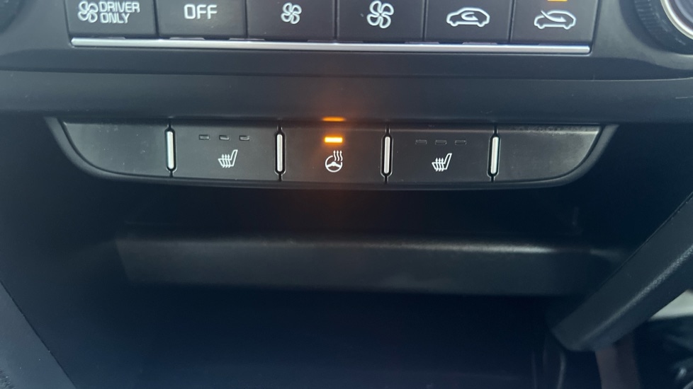 Used Kia XCeed 2023 for sale - 76302204: Photo 45