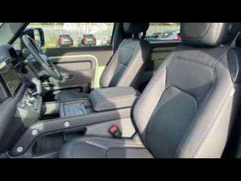 Used Land Rover Defender 2024 for sale - 73715196: Photo