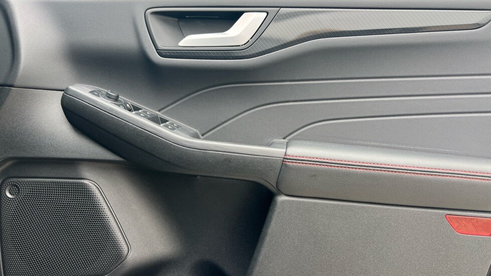 Used Ford Kuga 2024 for sale - 76254911: Photo 30