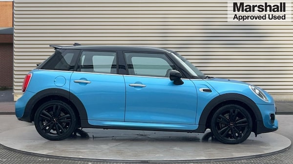 Used MINI Hatch 2019 for sale - 76311813: Photo 2