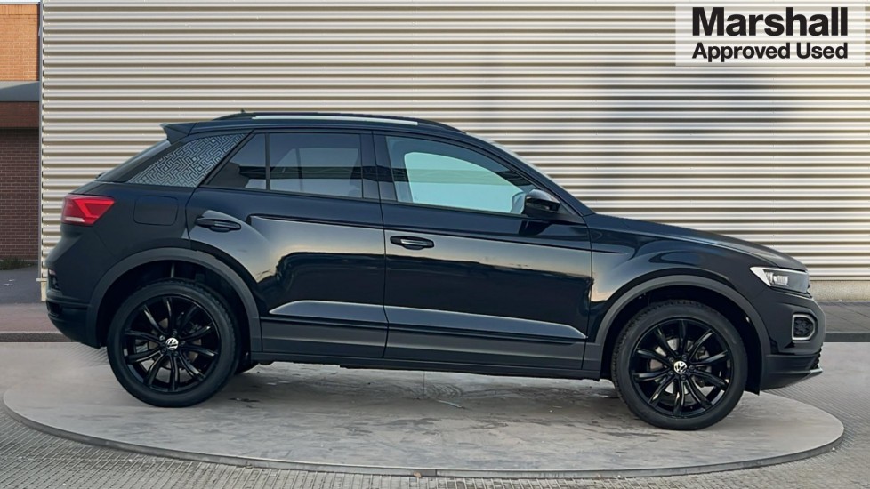 Used Volkswagen T-Roc 2020 for sale - 76664508: Photo 2