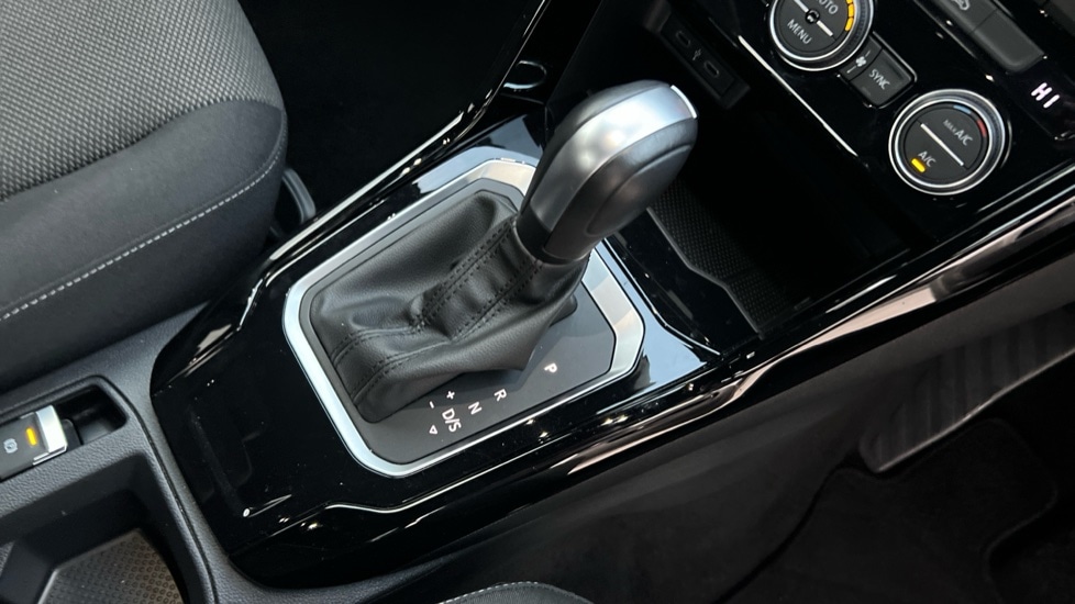 Used Volkswagen T-Roc 2020 for sale - 76664508: Photo 27