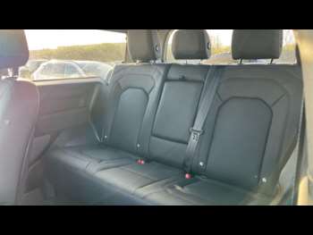Used Land Rover Defender 2024 for sale - 74562091: Photo