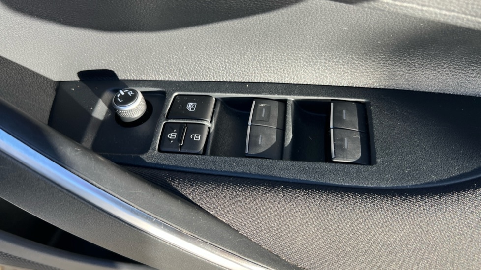 Used Toyota Corolla 2022 for sale - 76984015: Photo 33