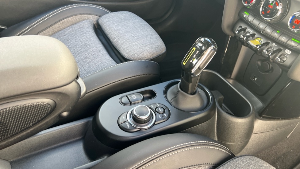 Used MINI Hatch 2023 for sale - 76664482: Photo 28