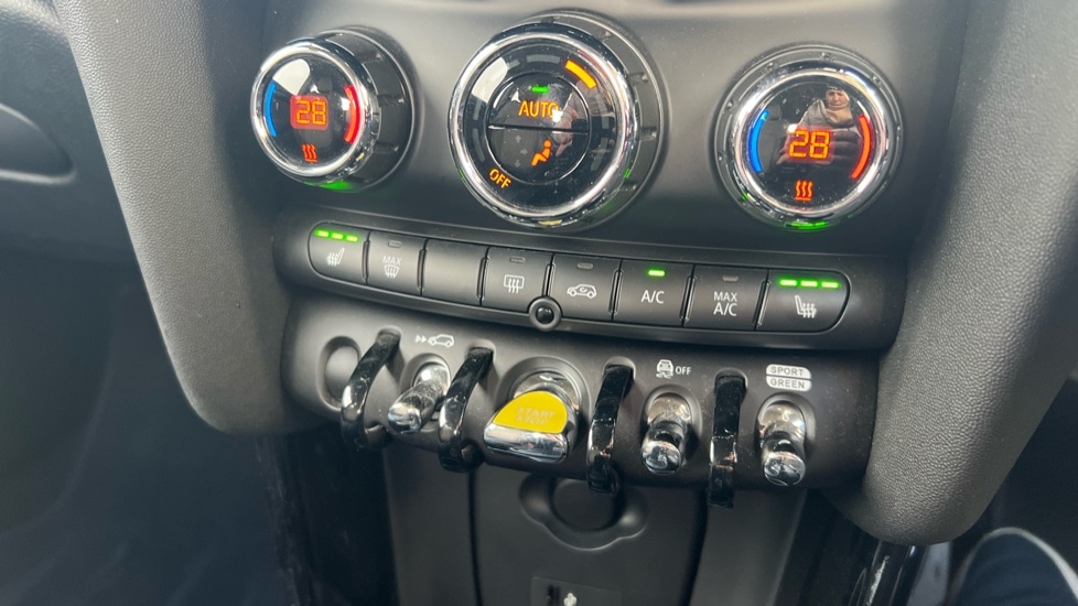 Used MINI Hatch 2023 for sale - 76664482: Photo 31