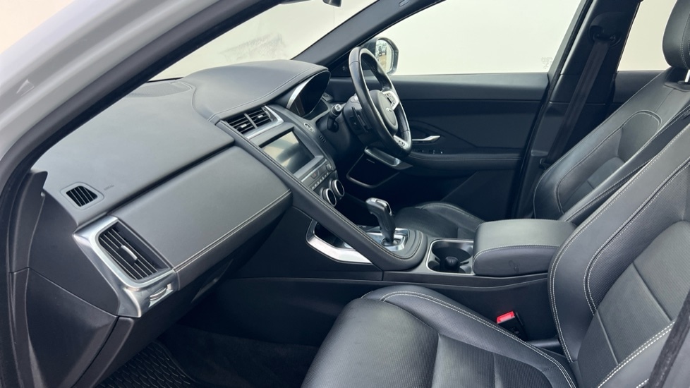 Used Jaguar E-Pace 2019 for sale - 76948327: Photo 10