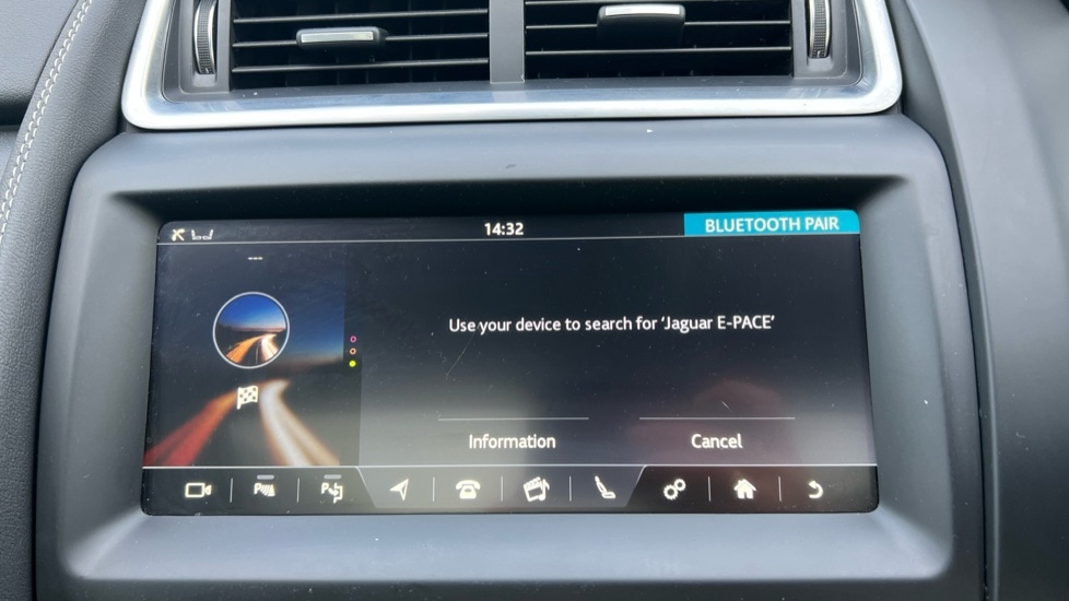 Used Jaguar E-Pace 2019 for sale - 76948327: Photo 35