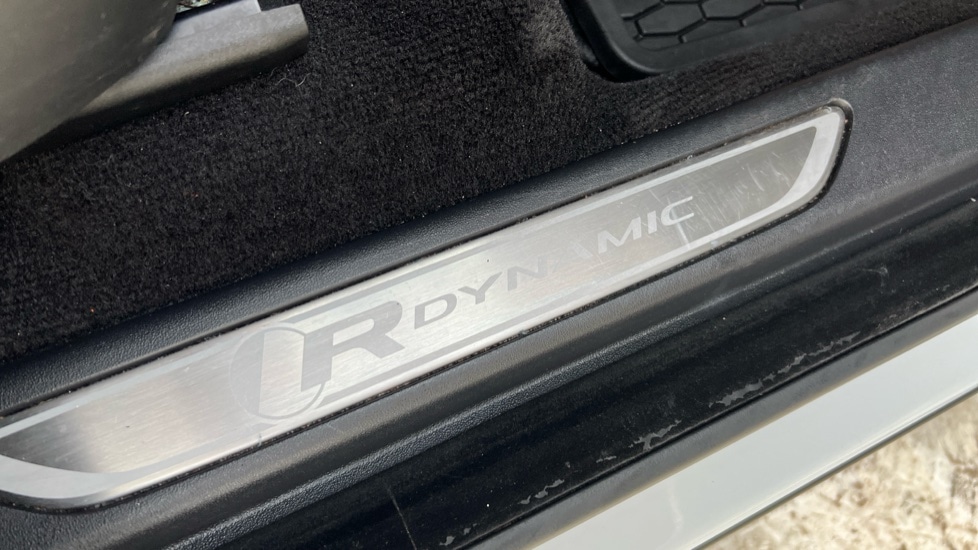 Used Jaguar E-Pace 2019 for sale - 76948327: Photo 36