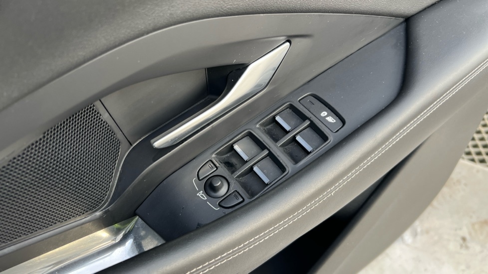 Used Jaguar E-Pace 2019 for sale - 76948327: Photo 41