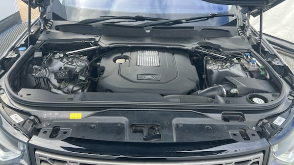 Used Land Rover Discovery 2018 for sale - 76168897: Photo 16