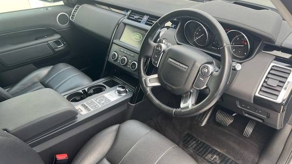 Used Land Rover Discovery 2018 for sale - 76168897: Photo 9
