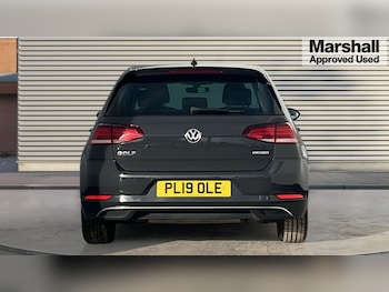 Used Volkswagen Golf 2019 for sale - 76332254: Photo