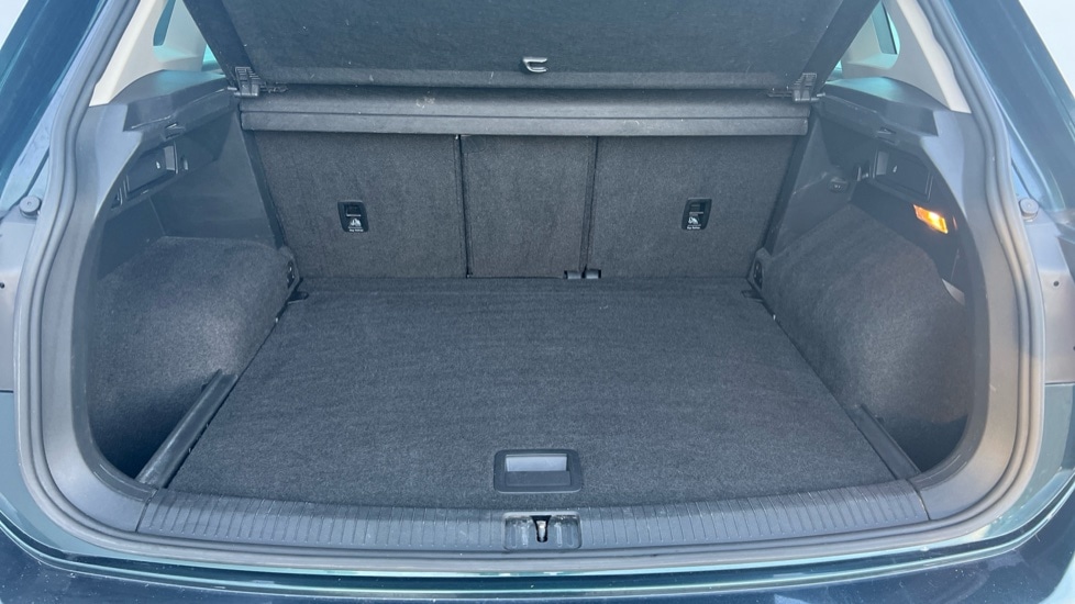 Used Volkswagen Tiguan 2018 for sale - 76804177: Photo 15