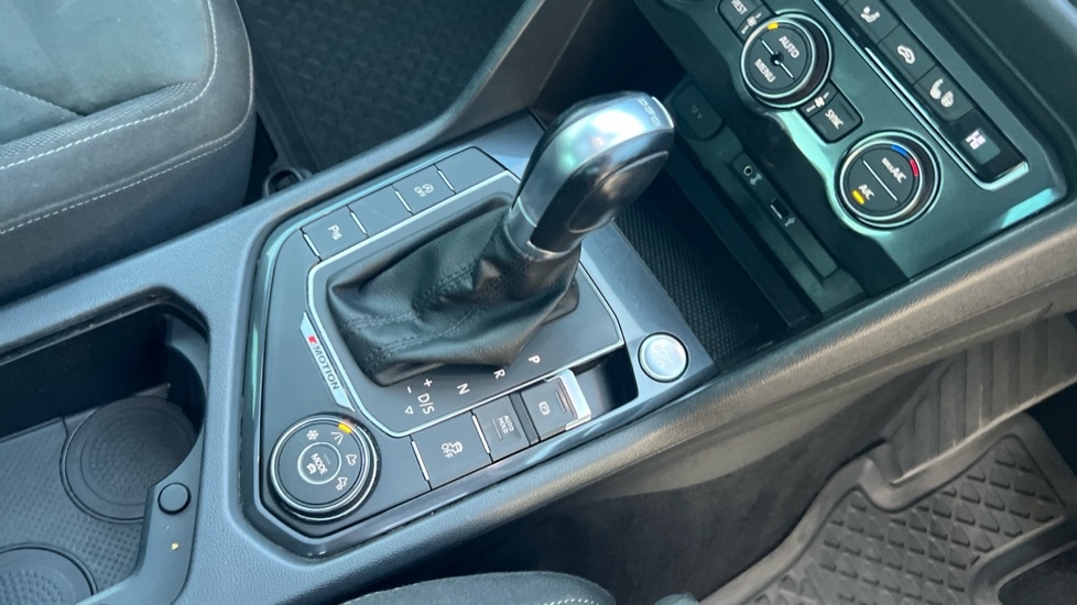 Used Volkswagen Tiguan 2018 for sale - 76804177: Photo 28