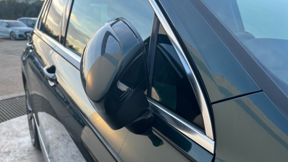 Used Volkswagen Tiguan 2018 for sale - 76804177: Photo 37