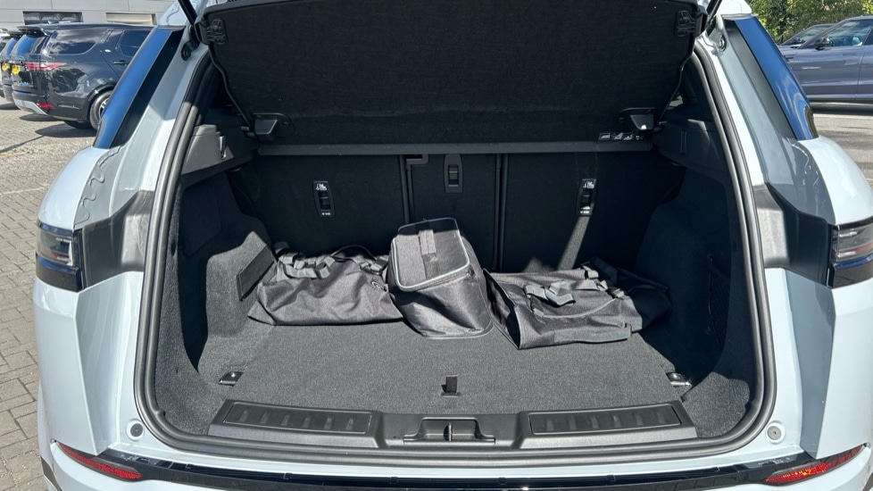 Used Land Rover Range Rover Evoque 2024 for sale - 76984030: Photo 10