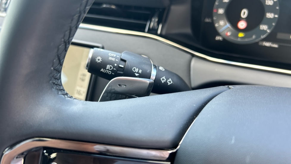 Used Land Rover Range Rover Evoque 2024 for sale - 76984030: Photo 39