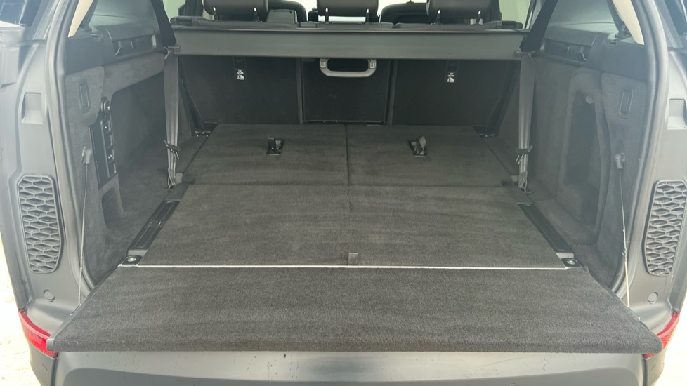 Used Land Rover Discovery 2019 for sale - 76350966: Photo 15
