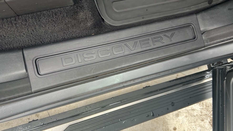 Used Land Rover Discovery 2019 for sale - 76350966: Photo 42