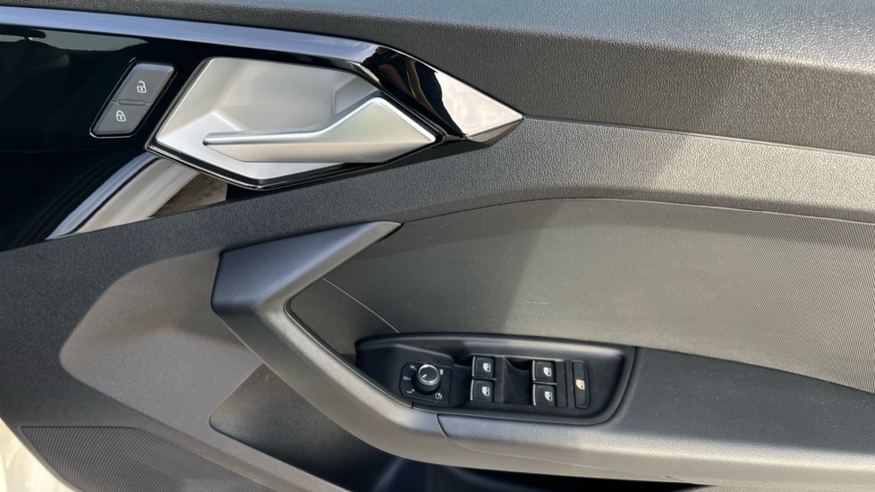 Used Audi A1 2023 for sale - 76722330: Photo 30