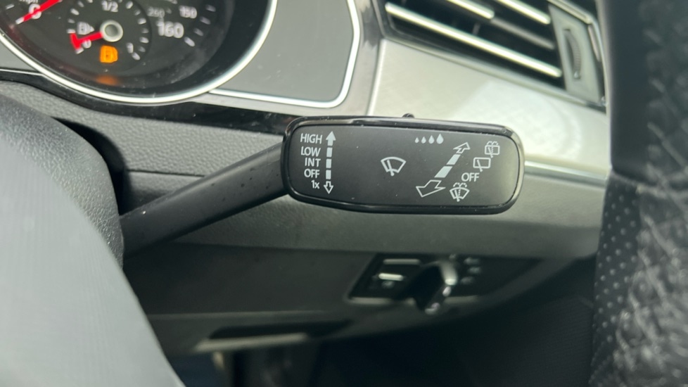 Used Volkswagen Passat 2021 for sale - 76977872: Photo 24