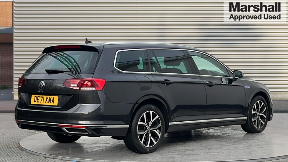 Used Volkswagen Passat 2021 for sale - 76977872: Photo 3