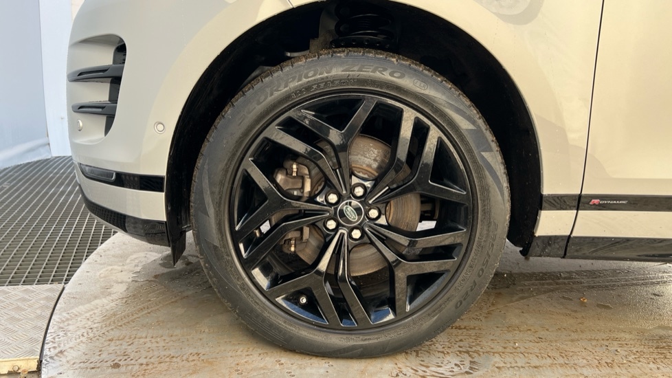 Used Land Rover Range Rover Evoque 2021 for sale - 76872779: Photo 17