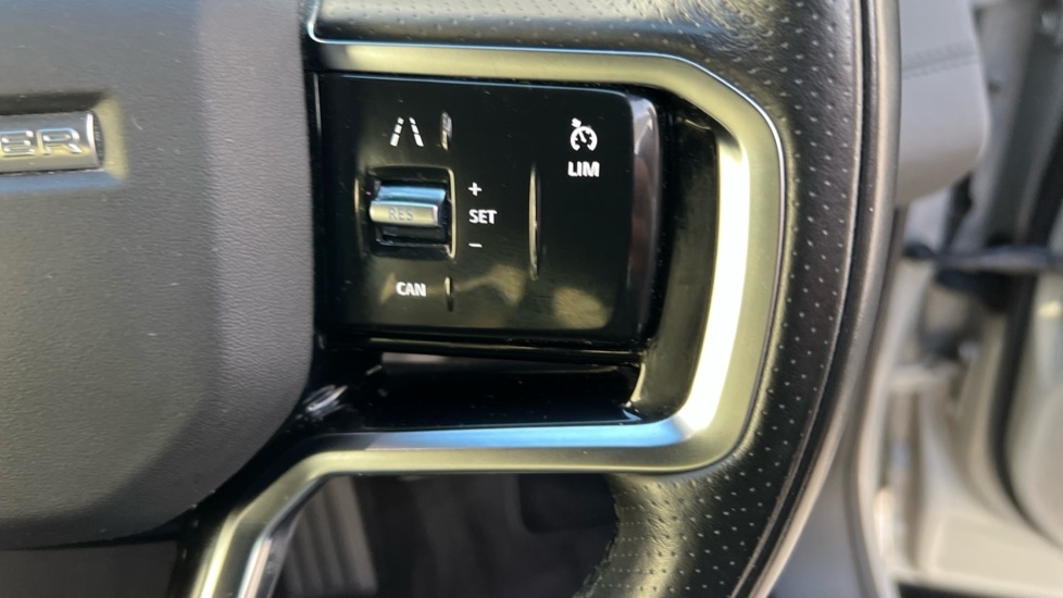 Used Land Rover Range Rover Evoque 2021 for sale - 76872779: Photo 22