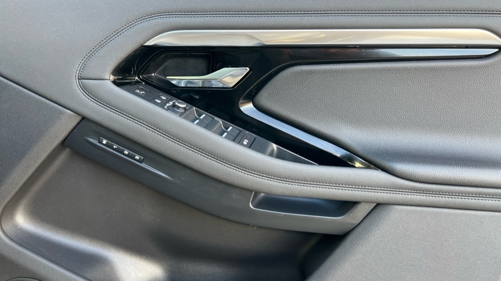 Used Land Rover Range Rover Evoque 2021 for sale - 76872779: Photo 30