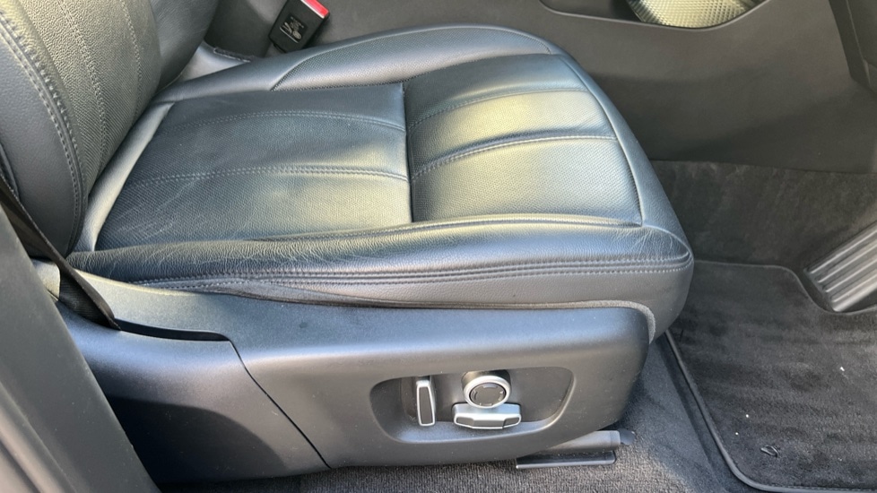 Used Land Rover Range Rover Evoque 2021 for sale - 76872779: Photo 41