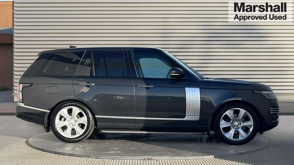 Used Land Rover Range Rover 2018 for sale - 76441933: Photo 2